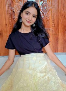 Ethnic skirt !