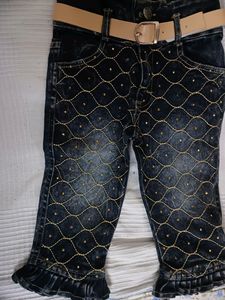 New Top Jeans Set For 3-4 Year Girls
