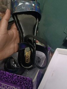 Black Flats Sandals