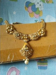 Golden Necklace 🪞