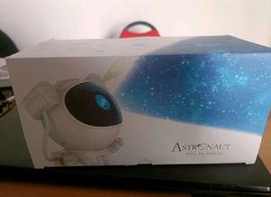 ASTRONAUT GALAXY PROJECTOR