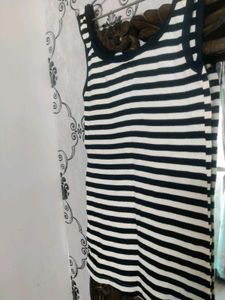 Black And White Spaghetti
