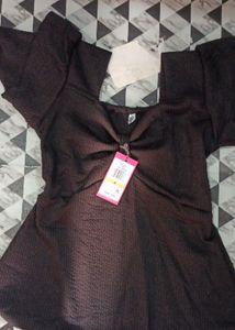 Elegant Black Ruffle Sleeve Peplum Top