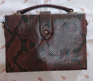 zara trunk bag