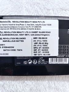 Revolution Reloaded Marvellous Mattes eyeshadow pa