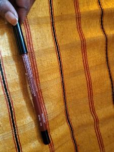 Swiss Beauty Lip Liner