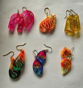 Set Of 6 Resin earrings