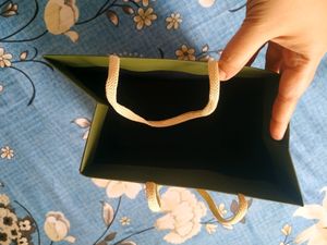 2 Jewelry Box With 1 Bag