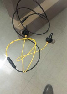 REALME NEW AND ORIGINAL HEADPHONE