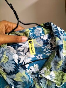 Floral Print Crop Shirt