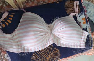 combo of 4 premium bras