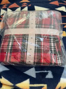 ❌❌sale❌❌VS RED NIGHT SUIT S/M