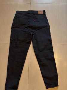 Levi's Black Mom Jeans