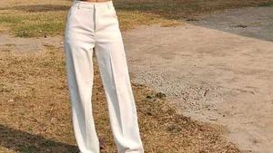 White Baggy Y2k Formal Pant