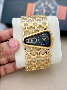 GUESS. Luxury Women’s Chain Strap Watch– Elegant &amp;