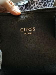 NEW Guess Vikky Black Tote Bag + Pouch