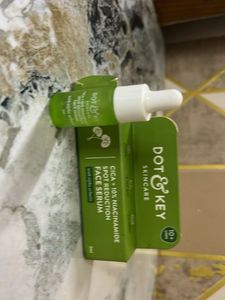 Niacinamide Spot Reduction Serum Dot &amp; Key