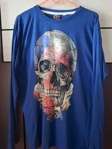 Graphic Tee Oversized Skull Print