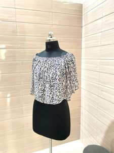 ZARA Pintresty 🌸Floral Off-Shoulder Top