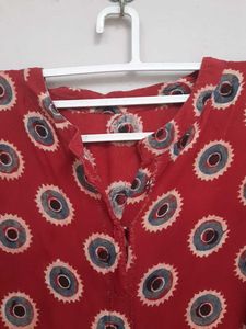 Red Printed Long Slitted Kurti( Bust 42-44)