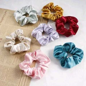 Pearl Bow Hair Clips - Adorable!