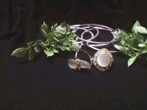 Beautiful 2 Big Rings 💍