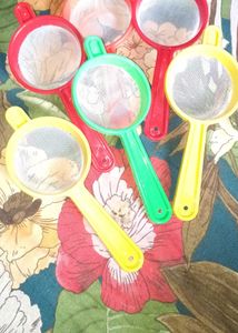 set of 6 Colorful Kitchen Strainers