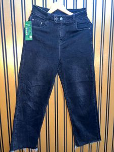 Wide Leg Cropped Jeans