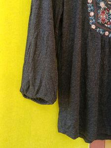 Black Top(Womens)