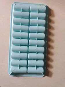 Ice Tray Blue Colour