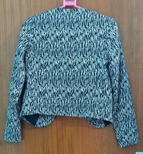 H&amp;M Black &amp; White Blazer