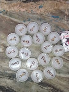 Aishwarya Forehead Stickers