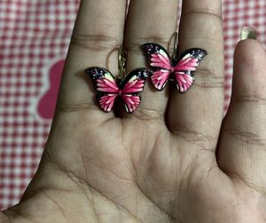 Leaf Stud Earrings