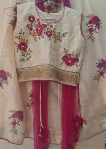 White Floral Lehenga 💖🤩
