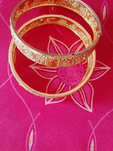 Fashionable Bangles