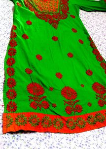 Embroidered  Chikenkari Green Kurta