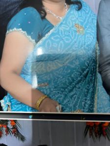 Bandhej Saree With Two Blouse And Wit Fall