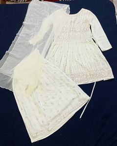 Elegant Ethnic Kurta Set