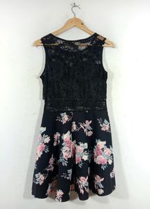 Black Printed Flowers Dress (Women&#39;s)