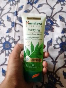 Himalaya Purifying Neem Face Wash
