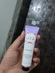 Luofmiss Moisturizing Hand Cream
