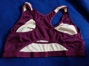 sports bra