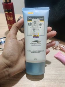 Neutrogena Ultra Sheer Sunblock SPF 50+ |
