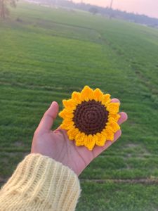 sunflower hairclip