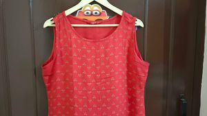 Red Sleeveless Kurti..