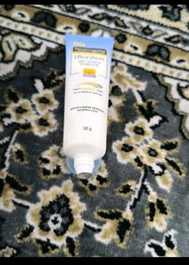 Sunscreen And Shampoo