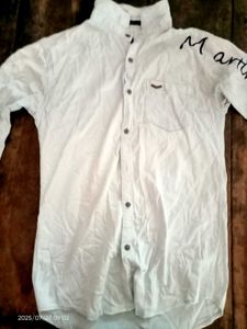 Men&#39;s White Button-Down Shirt