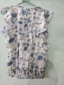 Floral Ruffle Sleeve Blouse