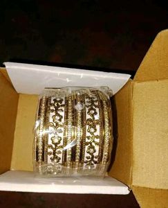 Flower mehndi Stone bangle set