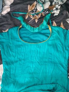 Beautiful 😍 Gown Every Purchase Free Gift 🎁 Insi